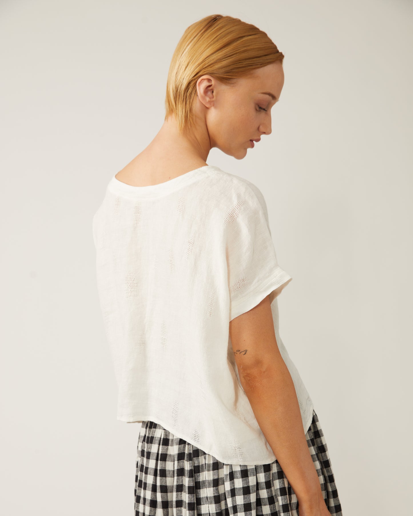 top JOANNA en lin avec détails ajourés