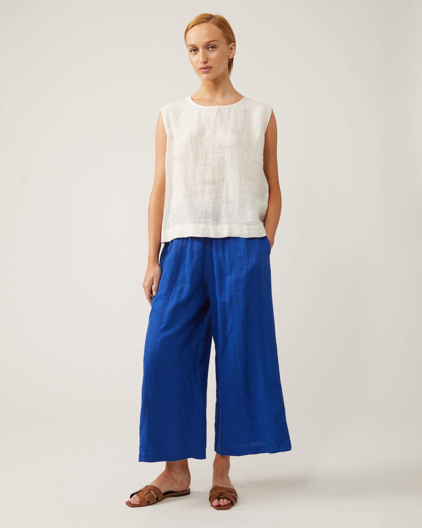 pantalon en lin large et court à taille élastiquée DOMI