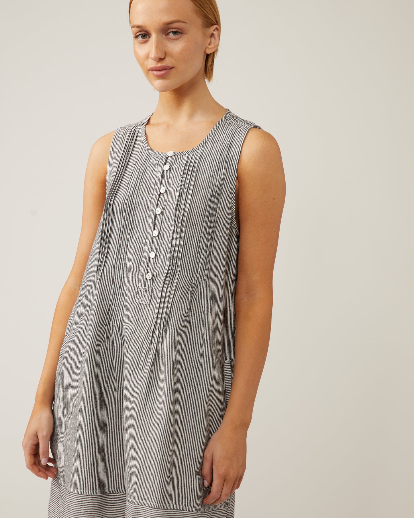robe en lin lavé NYLA